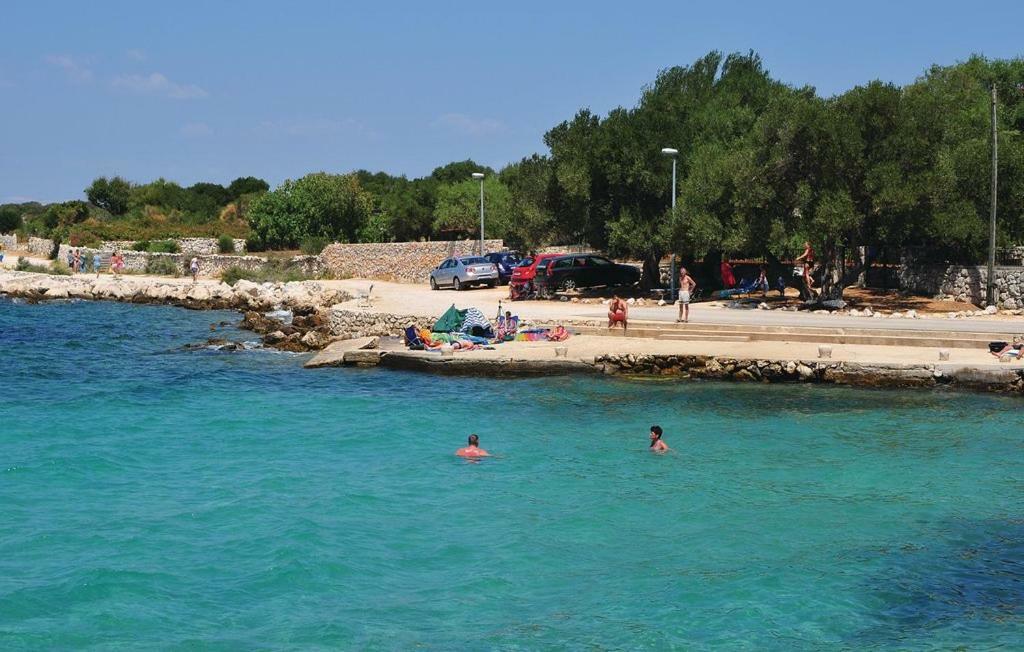 Apartmani "Palma" Лун Экстерьер фото
